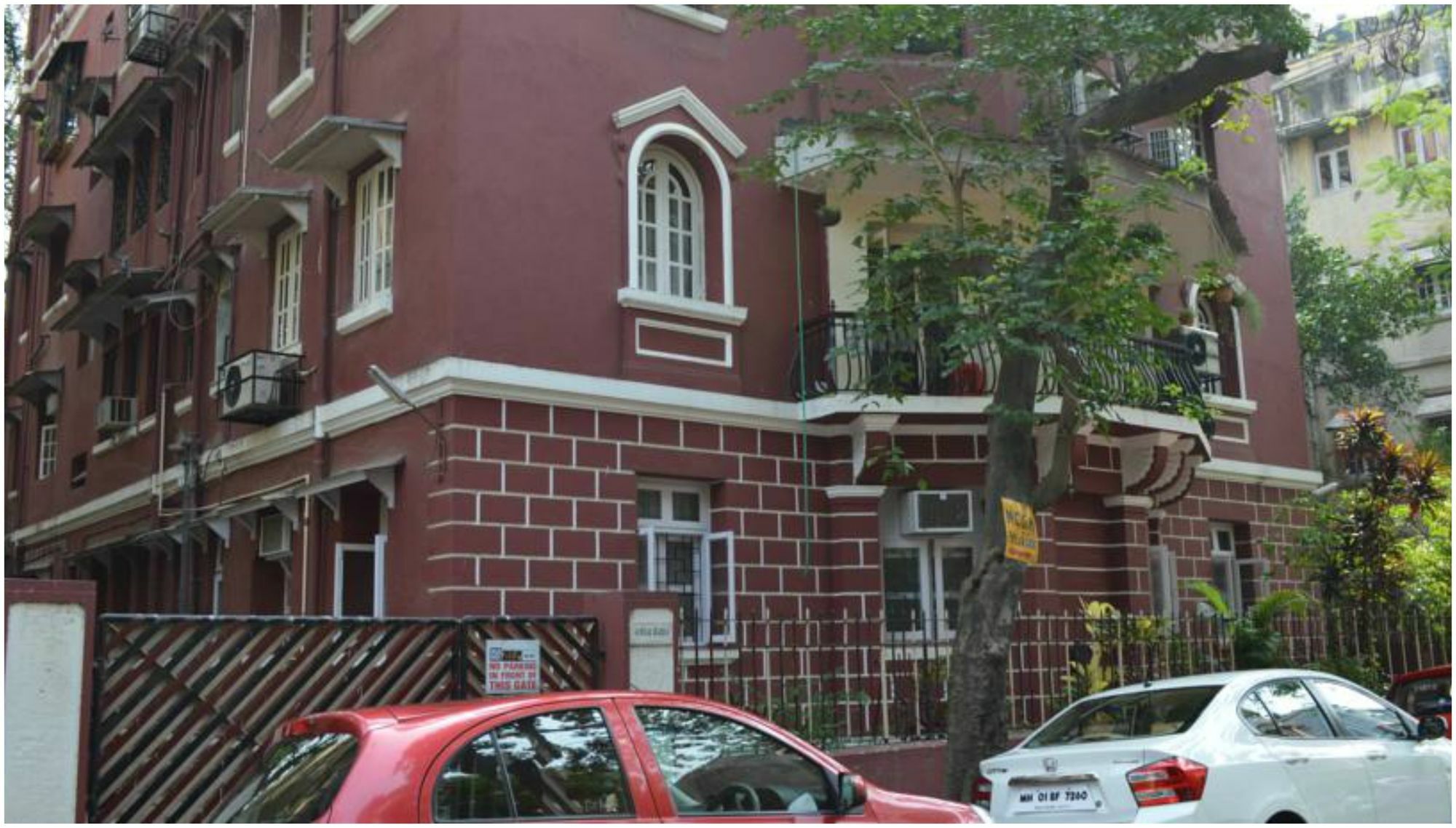 Bentleys Hotel Mumbai Eksteriør bilde